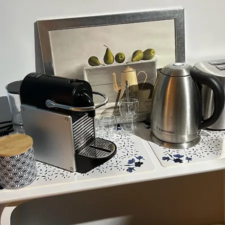 La Maison Bleue 펜션 사흘라 라 카네다